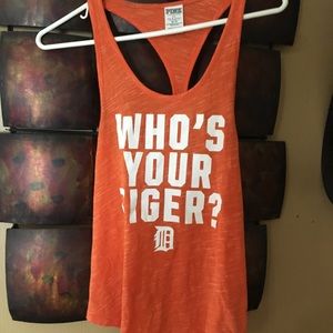 “ who’s your tiger” Victoria tank XS